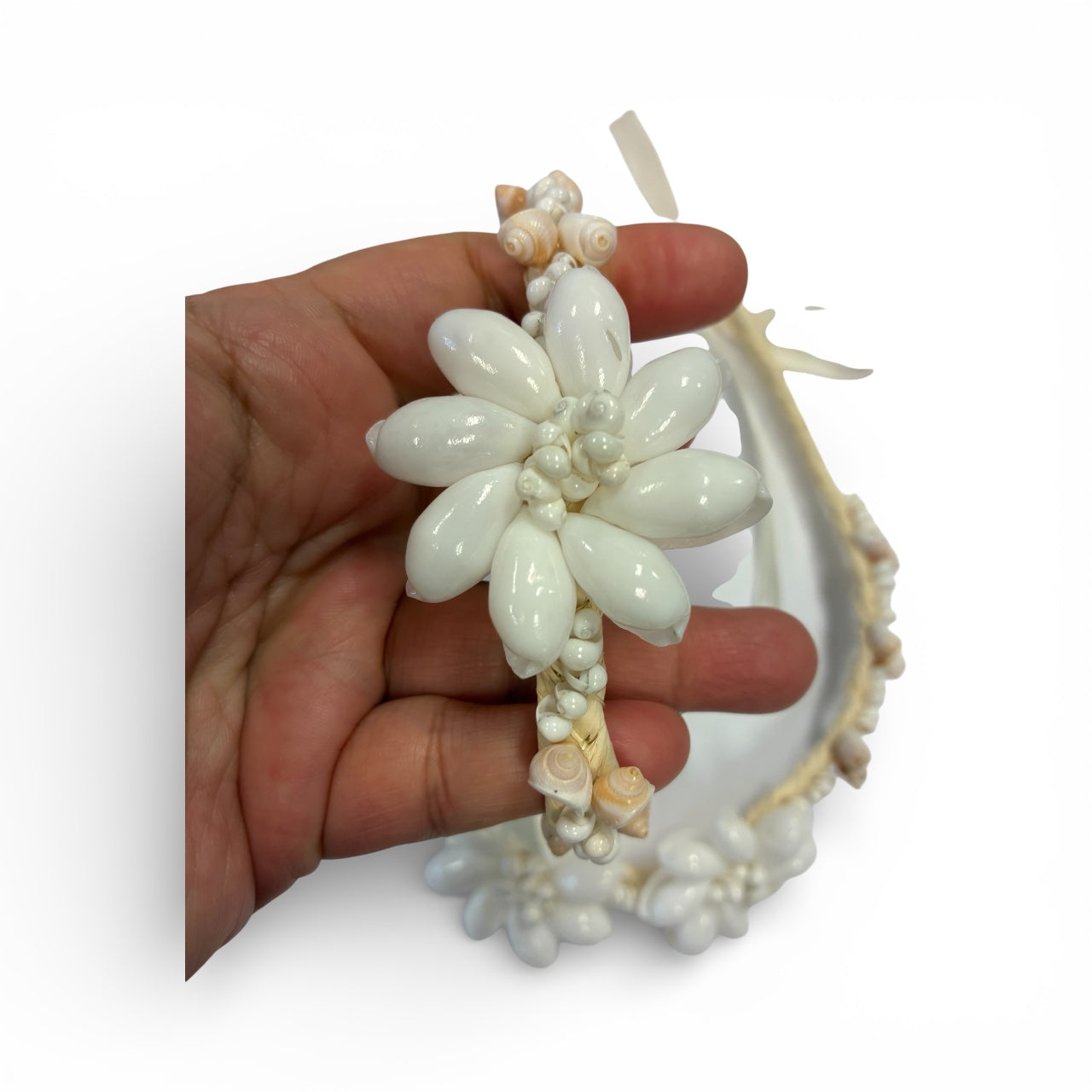 Handcrafted Island Shell Flower Necklace Set (ASSS014)