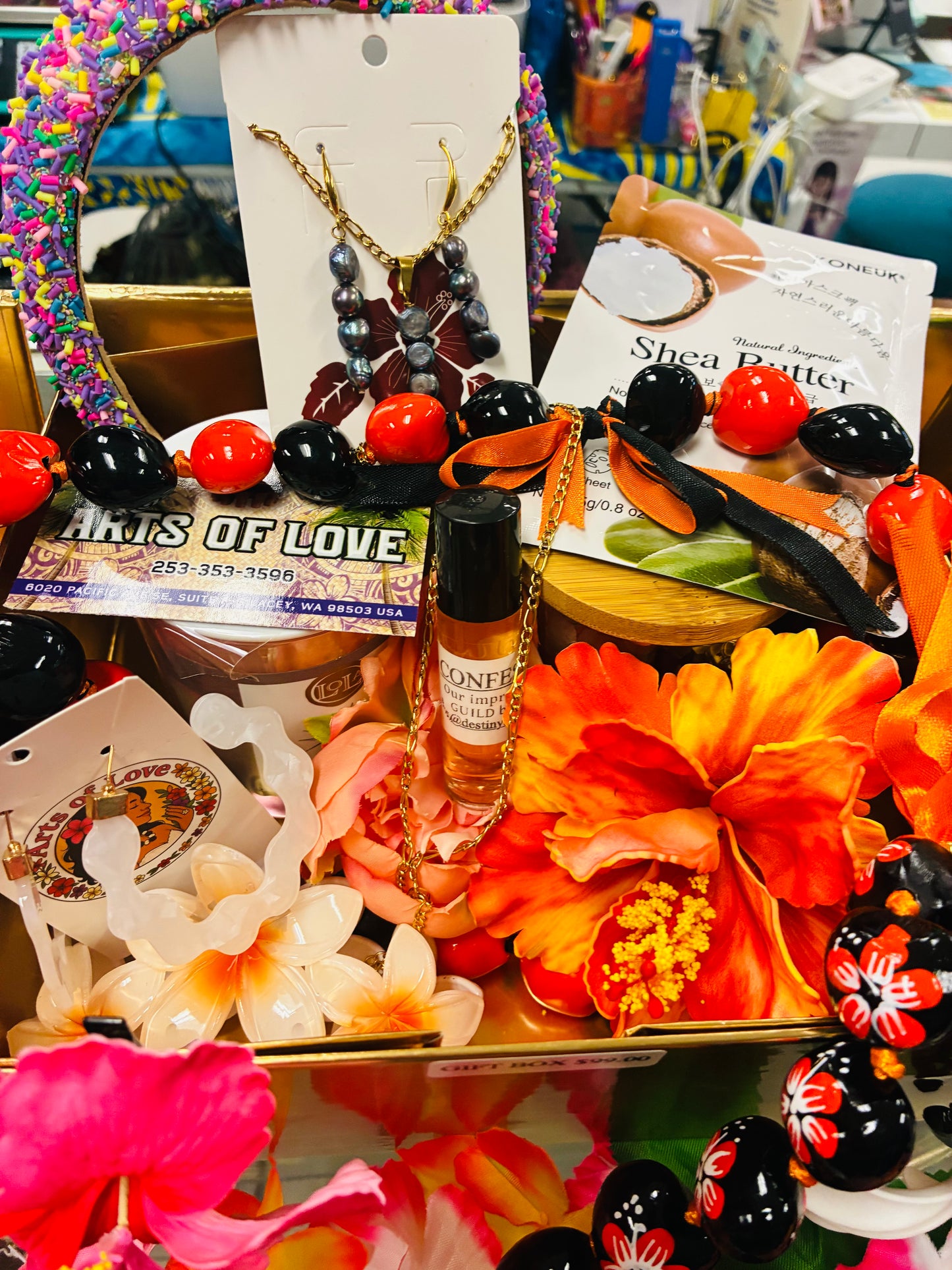 GIFT BOX Island Inspired (Random) – $99