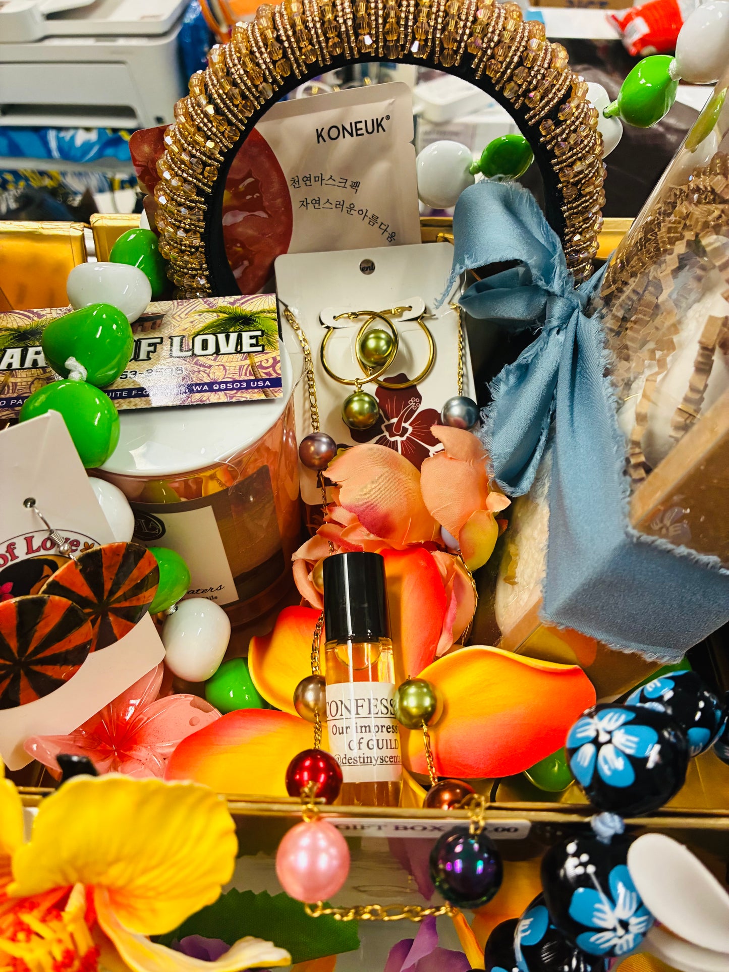 GIFT BOX Island Inspired (Random) – $99