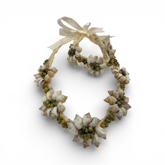 Handcrafted Island Shell Flower Necklace Set (ASSS011)